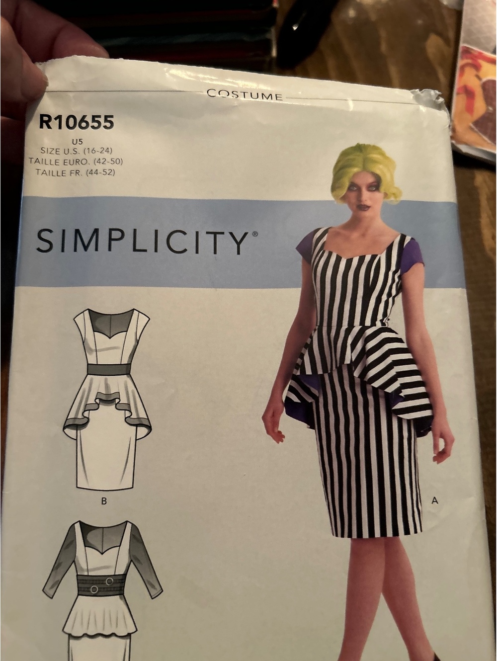 Simplicity R10655 Vintage Costume Sewing Pattern Size US 16-24